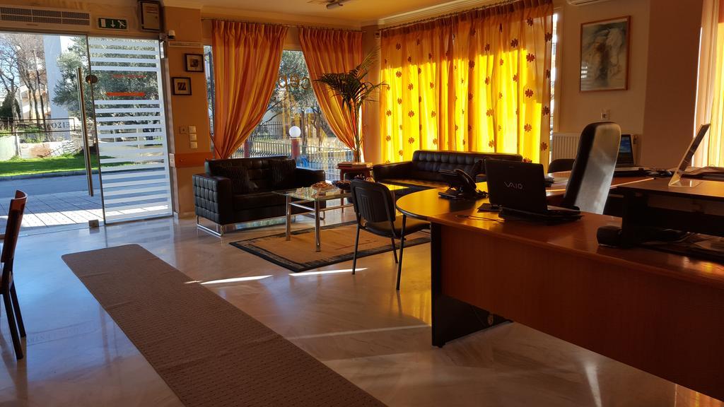 Stella Family Apartments Síndos Dış mekan fotoğraf